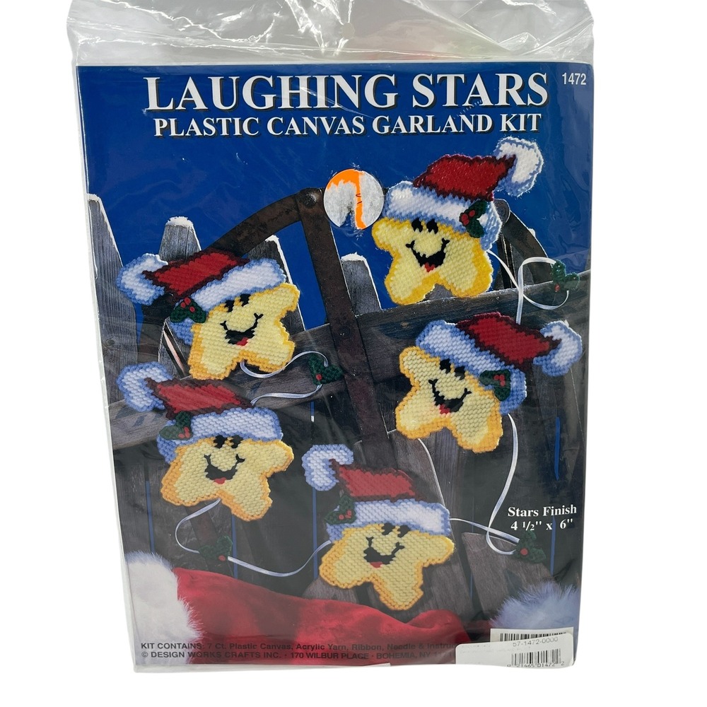 Laughing Stars Plastic Canvas Garland Kit 1472 Christmas Vintage Design Works